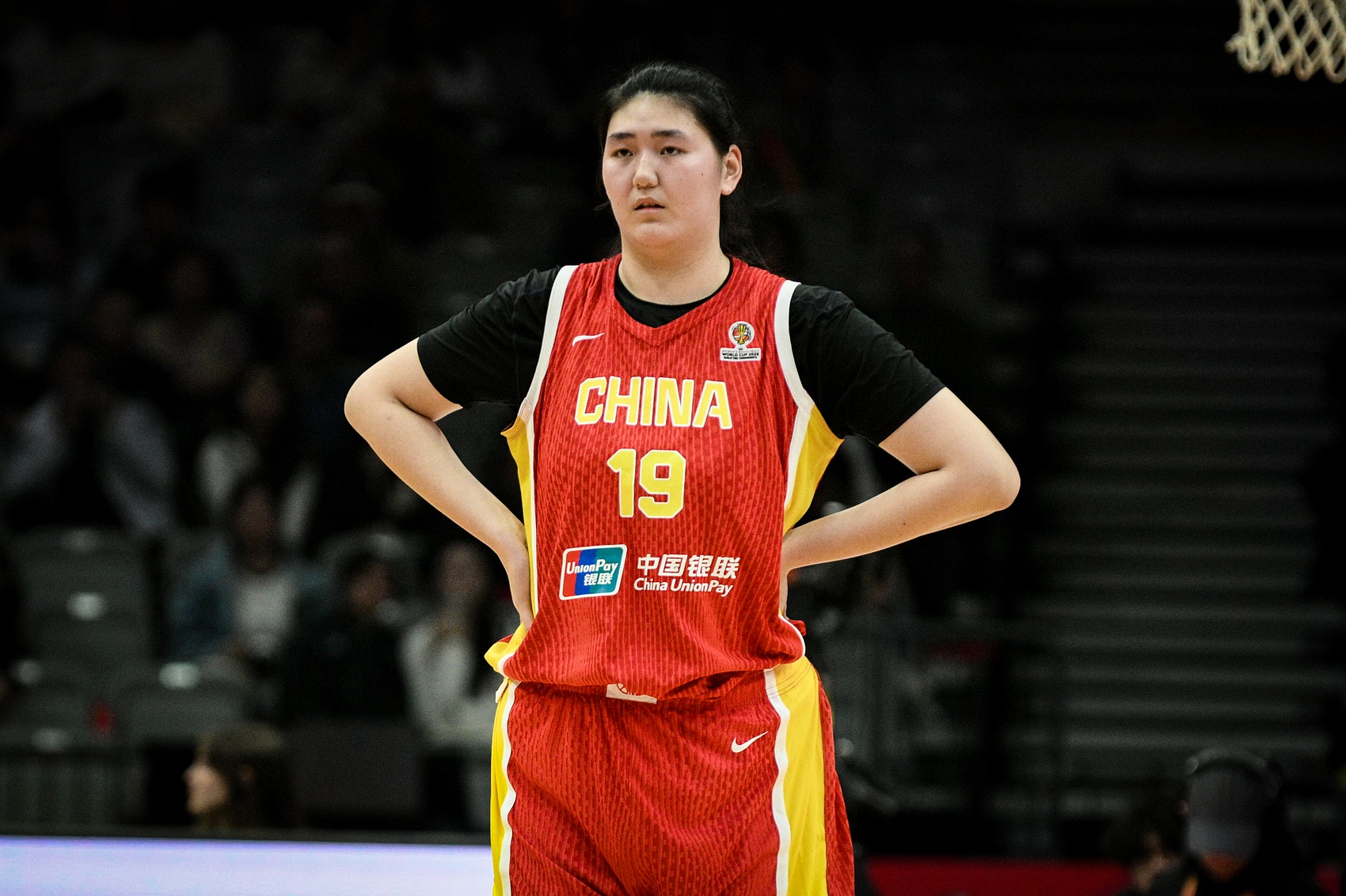 中国女篮热身赛险胜尼日利亚 张子宇独得24分立下头功