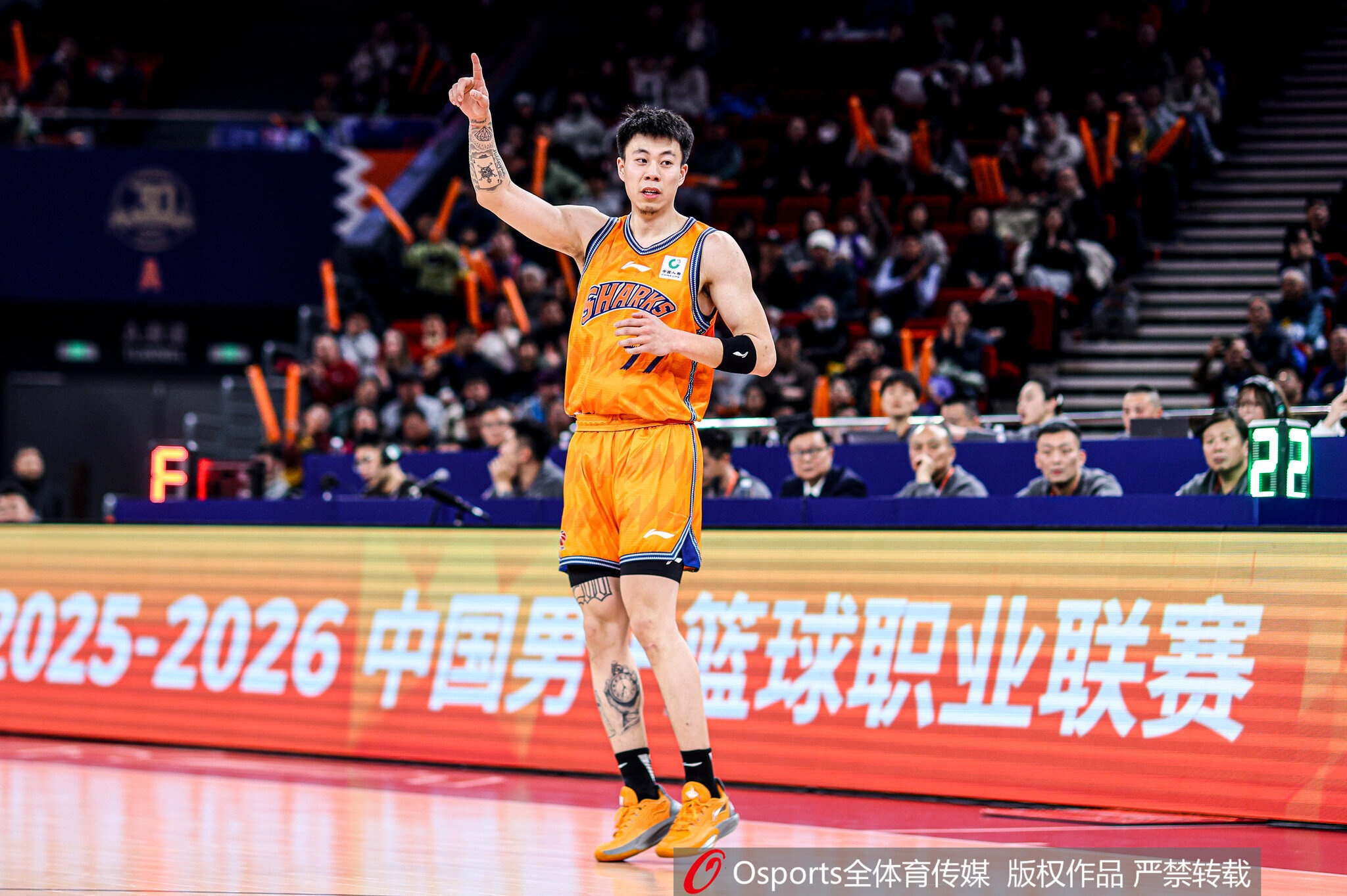 张镇麟：CBA两个顶级小外援就是古德温和布朗 只能尽量限制他们